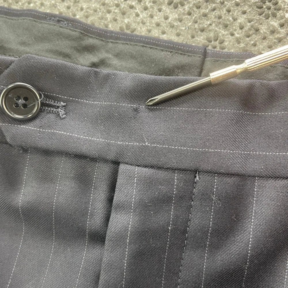 Jos A Bank Signature Gold 43L 36x34 Blue Navy Pinstripe Wool Suit Pleated Cuffed